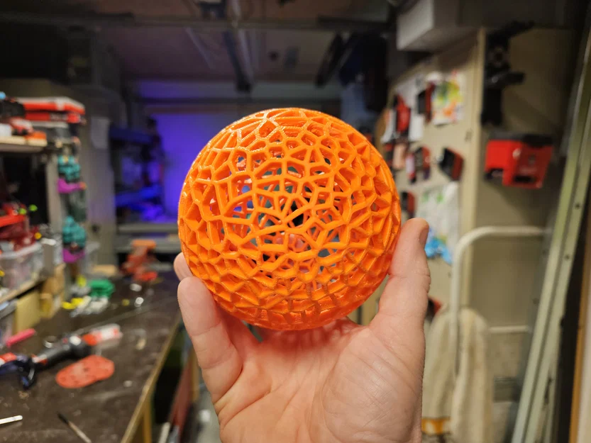 Quả bóng Airless họa tiết Voronoi (bền chắc) 120mm - Image 6