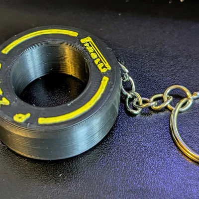 Móc khóa / Vật trang trí bánh xe F1