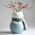 Lọ hoa Mèo quàng khăn (Cat in a Scarf Vase) - Thumbnail 1