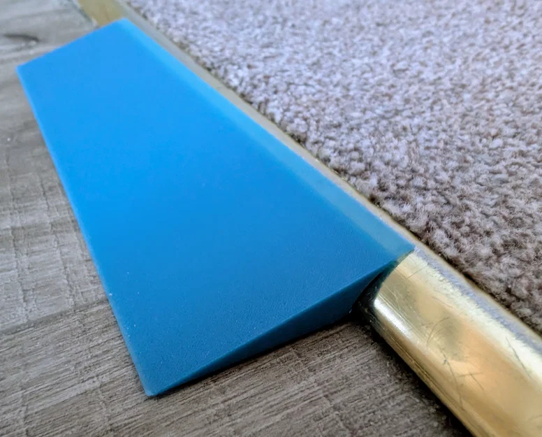 Dốc cho xe lăn / xe tập đi vượt ngưỡng cửa (có thể tùy chỉnh thông số) - Image 1