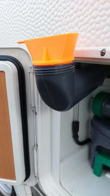 Phễu hỗ trợ đổ nước cho bồn cầu Thetford C500 - Image 3