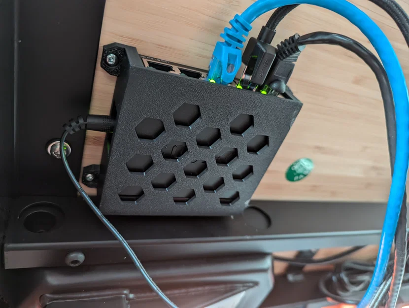 Giá đỡ cho switch mạng D-Link DGS-105 - Image 1