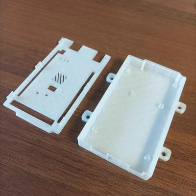 Hộp đựng Arduino Mega có tai treo tường tiện lợi (In 3D)