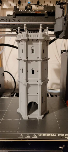 Tháp đổ xúc xắc Slavín - Image 1