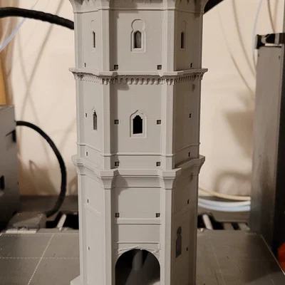 Tháp đổ xúc xắc Slavín