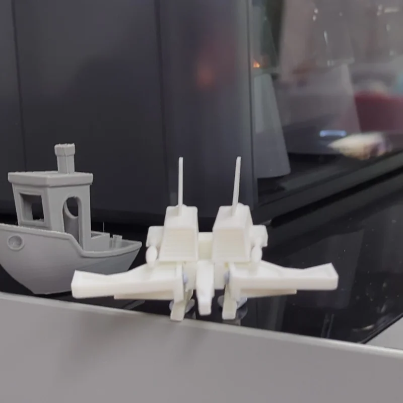 Mô hình Laserbeak in liền khối (Print-in-Place)
