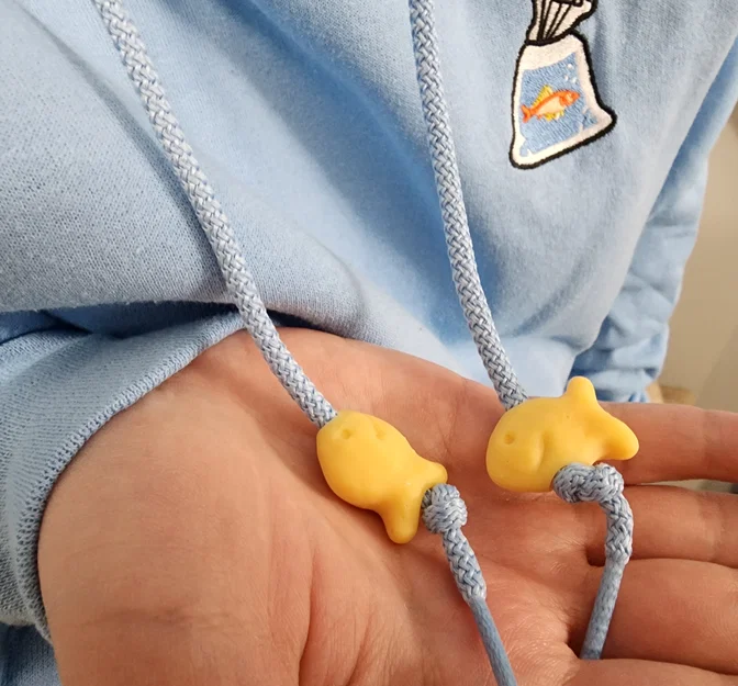 Hạt xỏ hình bánh cá Goldfish - Image 3