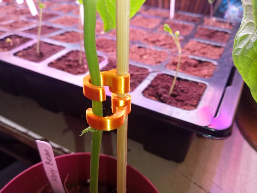 Kẹp đỡ cây cảnh dùng cho que cắm 4mm - Image 1