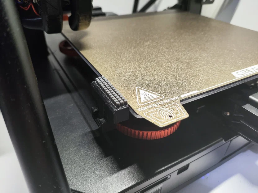 Giá đỡ bàn chải silicon cho máy in Ender 3 S1/Pro - Image 1