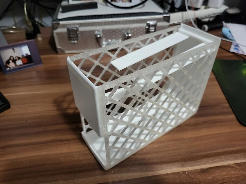 Khay đựng trứng đứng tiện lợi (Vertical Egg Holder Dispenser) - Image 1