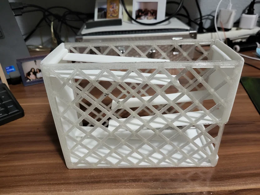 Khay đựng trứng đứng tiện lợi (Vertical Egg Holder Dispenser) - Image 3