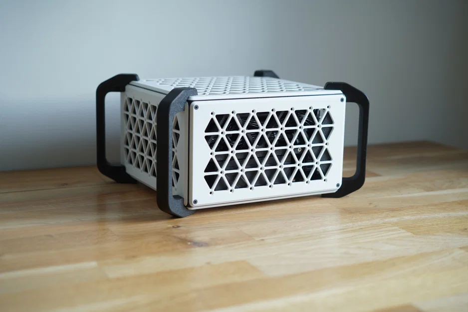 BeamCase - Tay cầm góc cạnh tích hợp tùy chọn ray NATO - Image 6