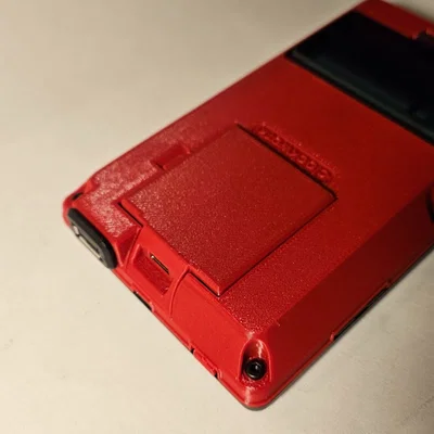 Tấm ốp lưng PicoCalc tích hợp cổng USB và khe mở rộng phía sau