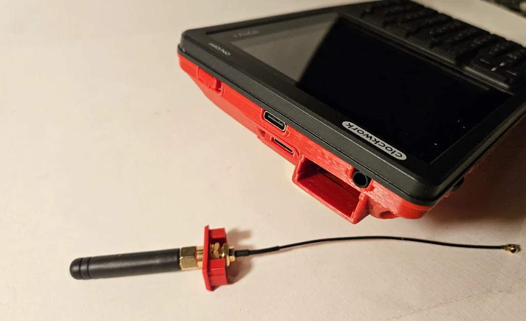 Tấm ốp lưng PicoCalc tích hợp cổng USB và khe mở rộng phía sau - Image 5