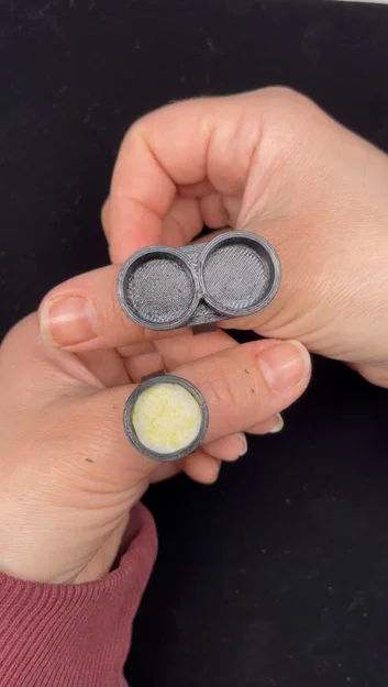 Tactical Thumb Palette (TTP) - Bảng pha màu đeo ngón cái tiện lợi - Image 2