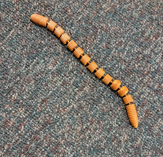 Mô hình chú giun đất khớp nối 3D linh hoạt cho người mê in 3D - Image 2