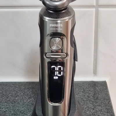 Đế dựng máy cạo râu điện - Philips S9000 Prestige