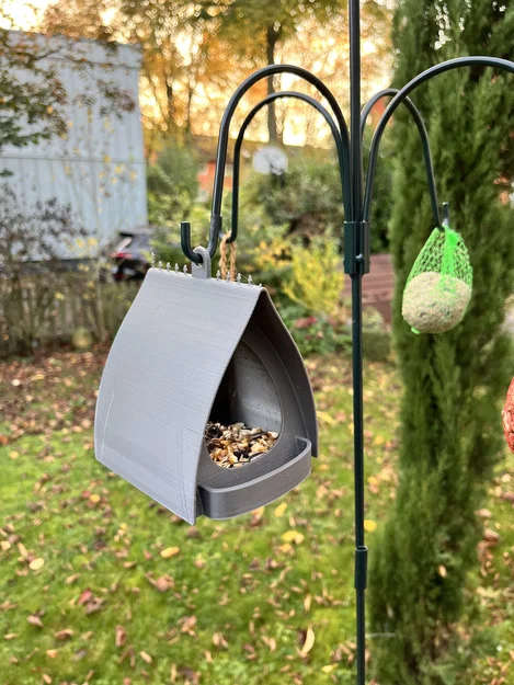 Trạm tiếp thức ăn cho chim (Bird Feeder) - Thiết kế hiện đại cho mùa đông - Image 1