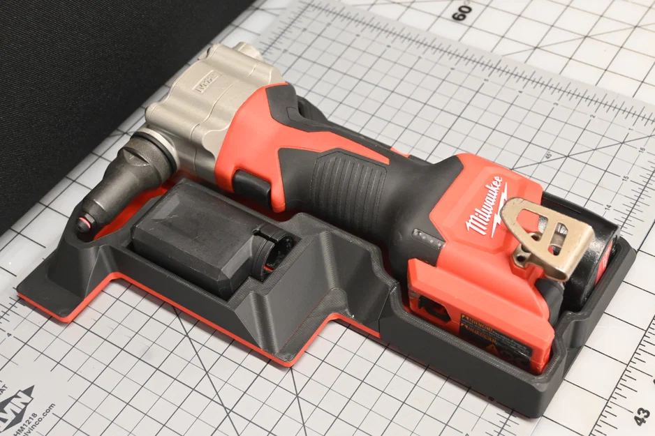 Khay Gridfinity Shadow - Milwaukee Pop Rivet Tool 2550-20 - Image 1