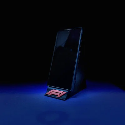 Giá đỡ điện thoại điều chỉnh theo phong cách F1