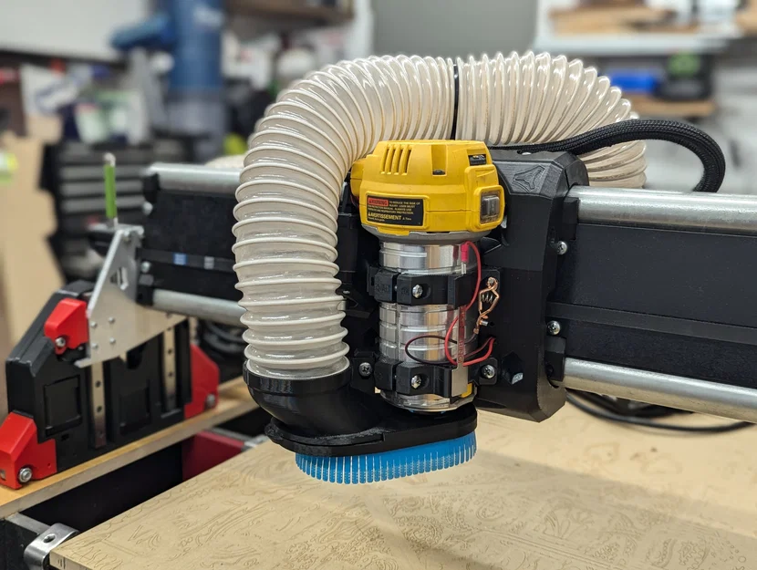 Ngàm gắn máy phay DeWalt 611 và chụp hút bụi cho CNC LowRider 4 - Image 1