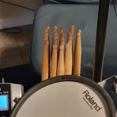 Giá đỡ dùi trống cho trống điện tử (ROLAND, ALESIS, YAMAHA và các loại khác)