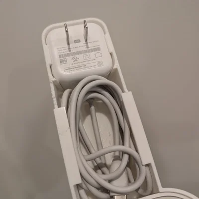 Giá treo tường cho Eero 6 và 6+