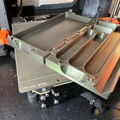 Hộp Đựng Xúc Xắc / Khay Lăn Xúc Xắc / Giá Đỡ Điện Thoại (Bản lề in liền - Có khe gắn nam châm)