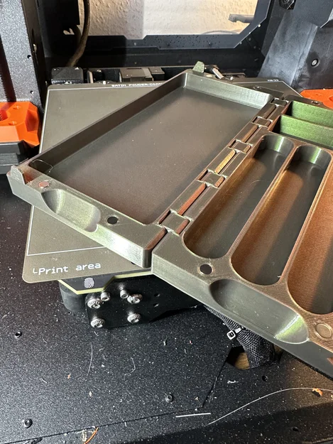 Hộp Đựng Xúc Xắc / Khay Lăn Xúc Xắc / Giá Đỡ Điện Thoại (Bản lề in liền - Có khe gắn nam châm) - Image 4