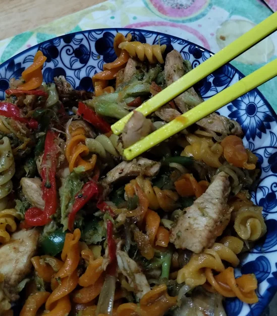 Đũa ăn Sushi kèm dụng cụ hỗ trợ - Image 12