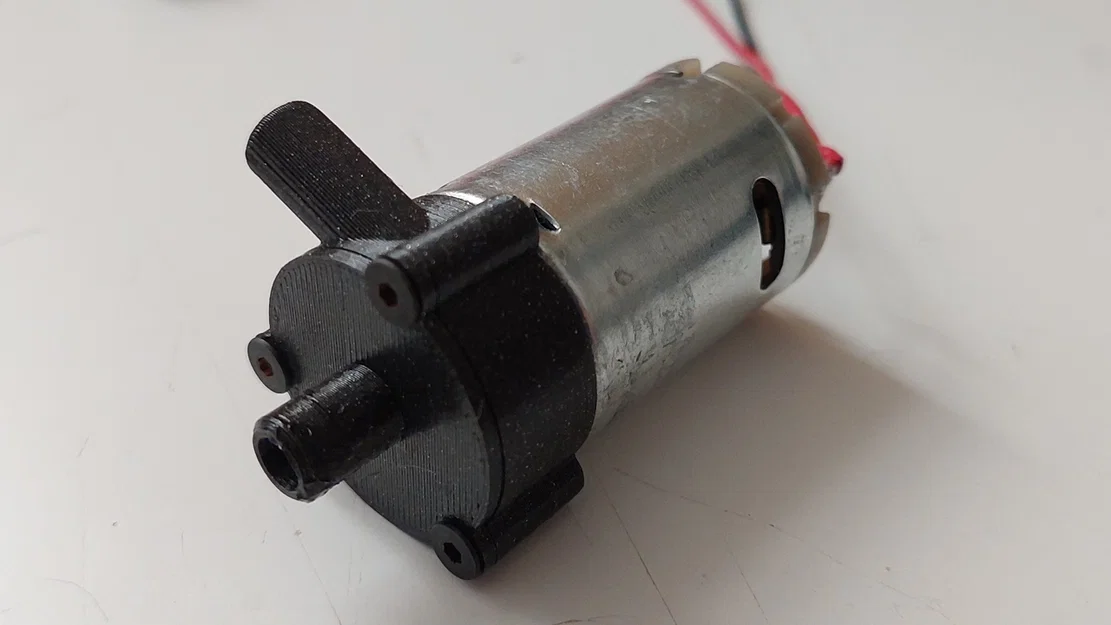 Máy bơm nước chạy điện 775 tự chế - Image 1