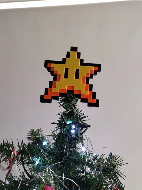 Ngôi sao 8-bit Super Mario trang trí đỉnh cây thông Noel ấn tượng - Image 1