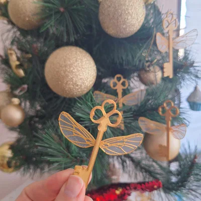 Đồ trang trí cây thông Noel Chìa khóa bay Harry Potter (hai màu, một đầu phun)
