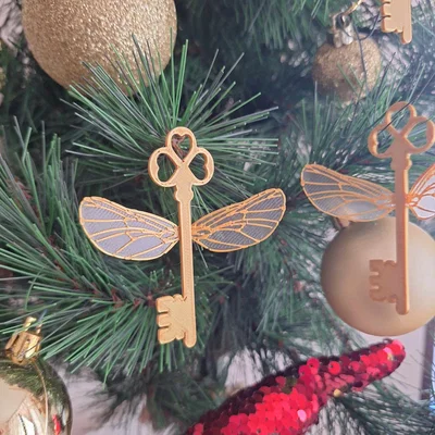 Đồ trang trí cây thông Noel Chìa khóa bay Harry Potter (hai màu, một đầu phun)