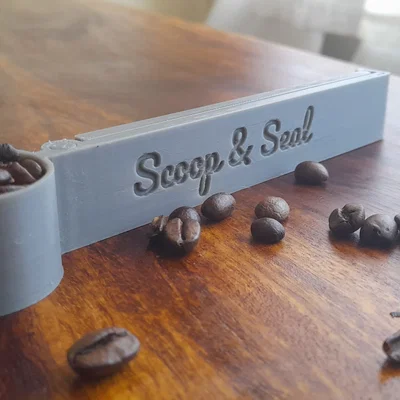 Muỗng kẹp túi cà phê tiện dụng Scoop & Seal