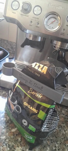 Muỗng kẹp túi cà phê tiện dụng Scoop & Seal - Image 2