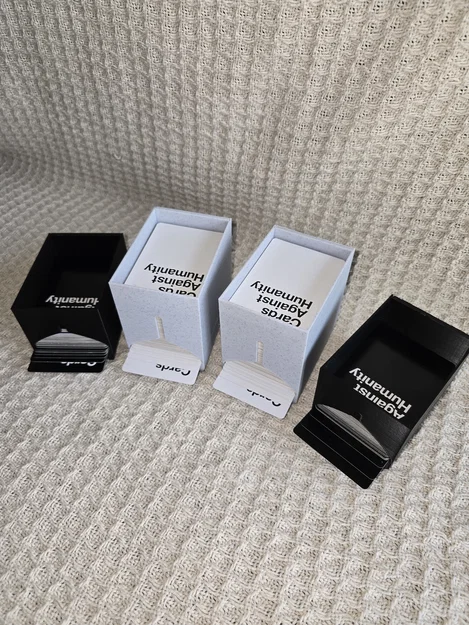 Hộp Đựng Bài Chơi - Thiết Kế Phù Hợp Với Hầu Hết Các Loại Card Game - Image 1