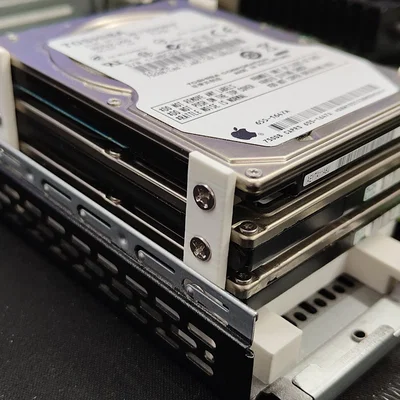 Khung gắn HDD/SSD cho Fujitsu Futro s720