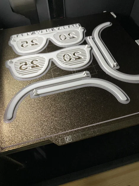 Hướng dẫn in 3D kính mắt Happy New Year 2025 cho tiệc giao thừa - Image 3