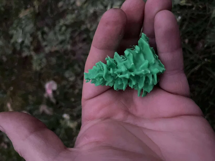 Mô hình diorama cây lá kim - Image 2