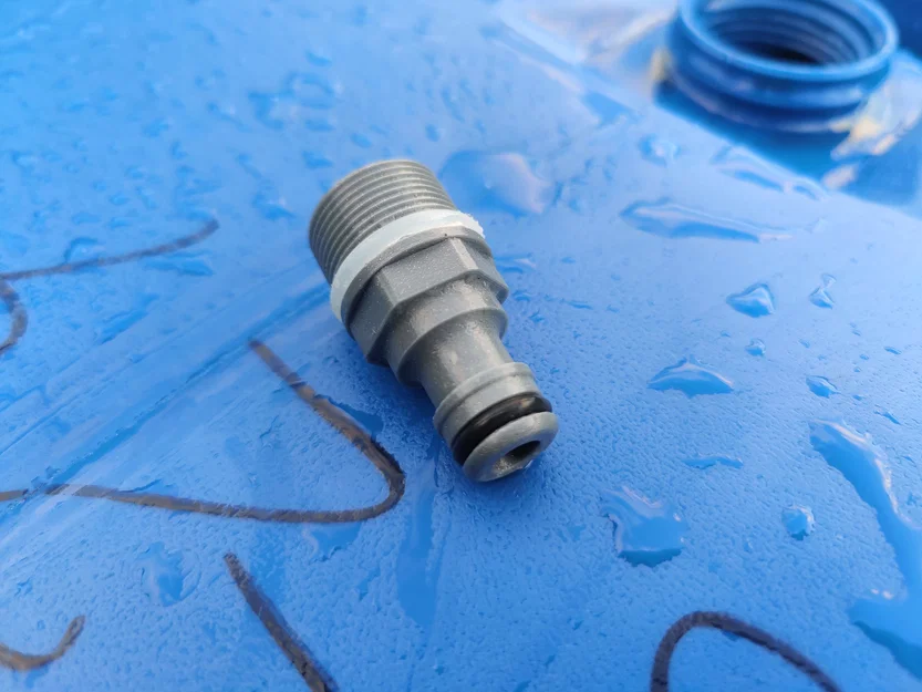 Nắp vặn thùng nhựa kèm đầu nối vòi Gardena - Image 8