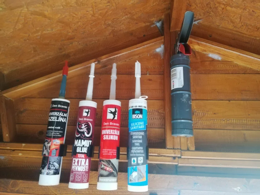 Giá treo ống silicone, keo trám thông minh cho nhà xưởng - Image 3