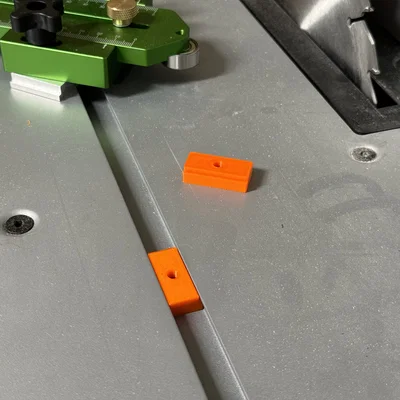 Thanh trượt (Track Runner) cho máy cưa bàn Einhell TC-TS 2025/2 U