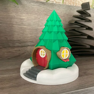 Nhà Cây Thông Noel (Xmas-Tree Fairy-House) cho Làng Giáng Sinh