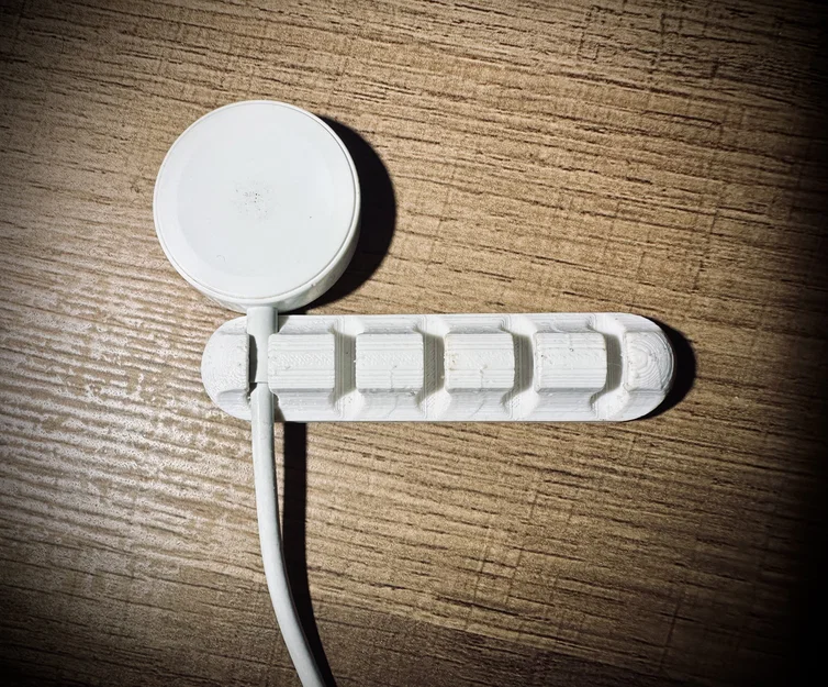 Thanh kẹp giữ dây cáp sạc 3mm gọn gàng cho bàn làm việc - Image 1