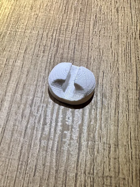 Thanh kẹp giữ dây cáp sạc 3mm gọn gàng cho bàn làm việc - Image 3