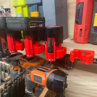 Giá treo pin Milwaukee M12 - Phụ kiện sắp xếp đồ nghề thông minh