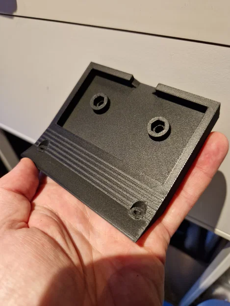 Giá đỡ Stream Deck Plus - Image 3