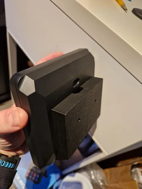 Giá đỡ Stream Deck Plus - Image 4