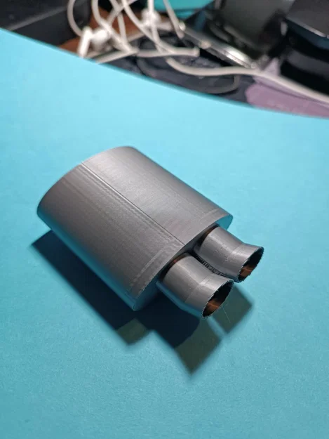 Ống xả ô tô tỷ lệ 1:10 - Image 1